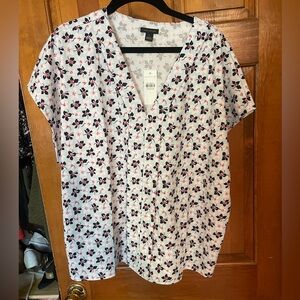 NWT ANN TAYLOR TOP